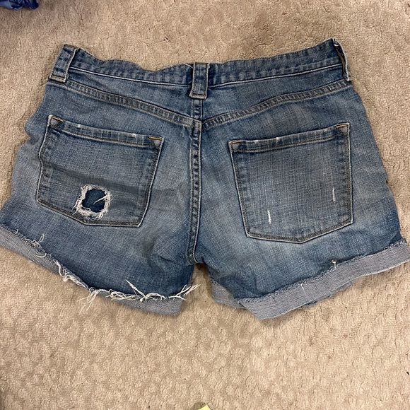J.Crew size 2 denim shorts. - Picture 4 of 4